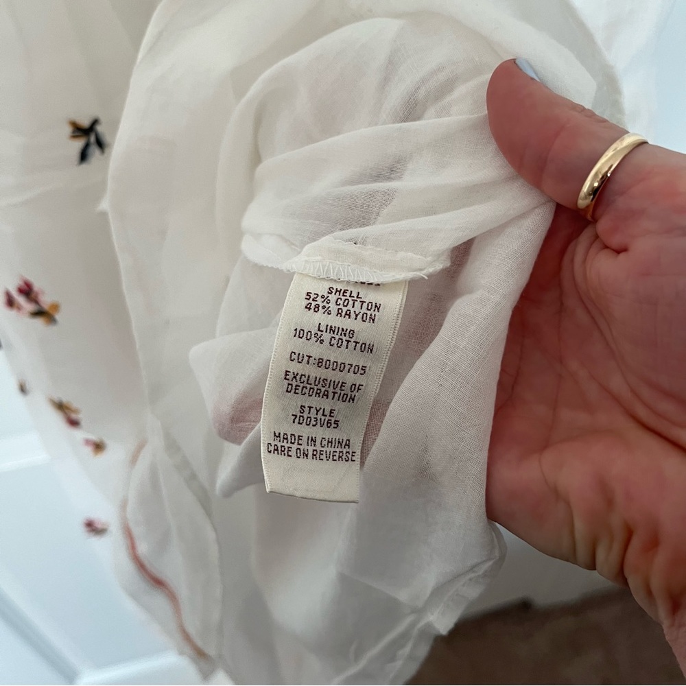 MSSP Max Studio size Medium white cotton dress with floral embroidery pattern - Picture 5 of 6
